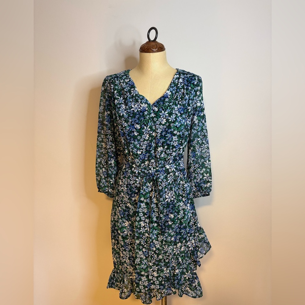 Karl Lagerfeld Paris Floral Print Knee Length Ruffled Tie Waist Size 4 excellent - Picture 3 of 11